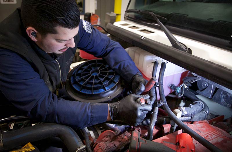Valley Auto & RV Repair shop local, honest mechanics since 1994